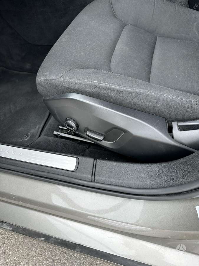 Volvo V60, 2.0 l., Универсал