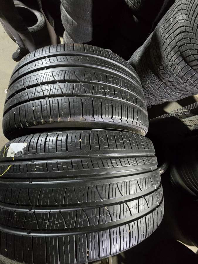 Pirelli Svorpion, summer 315/35 R21