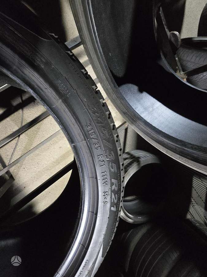 Pirelli Svorpion, summer 315/35 R21