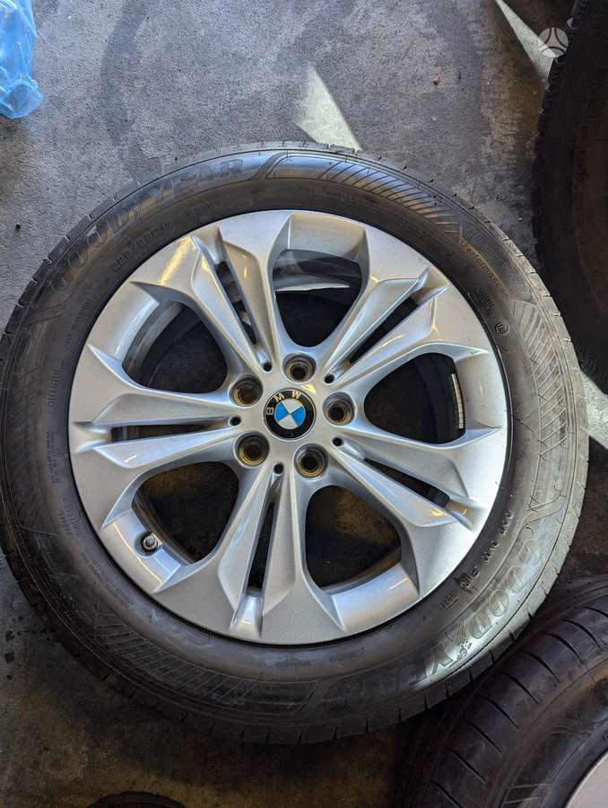 BMW X1, lengvojo lydinio, R17