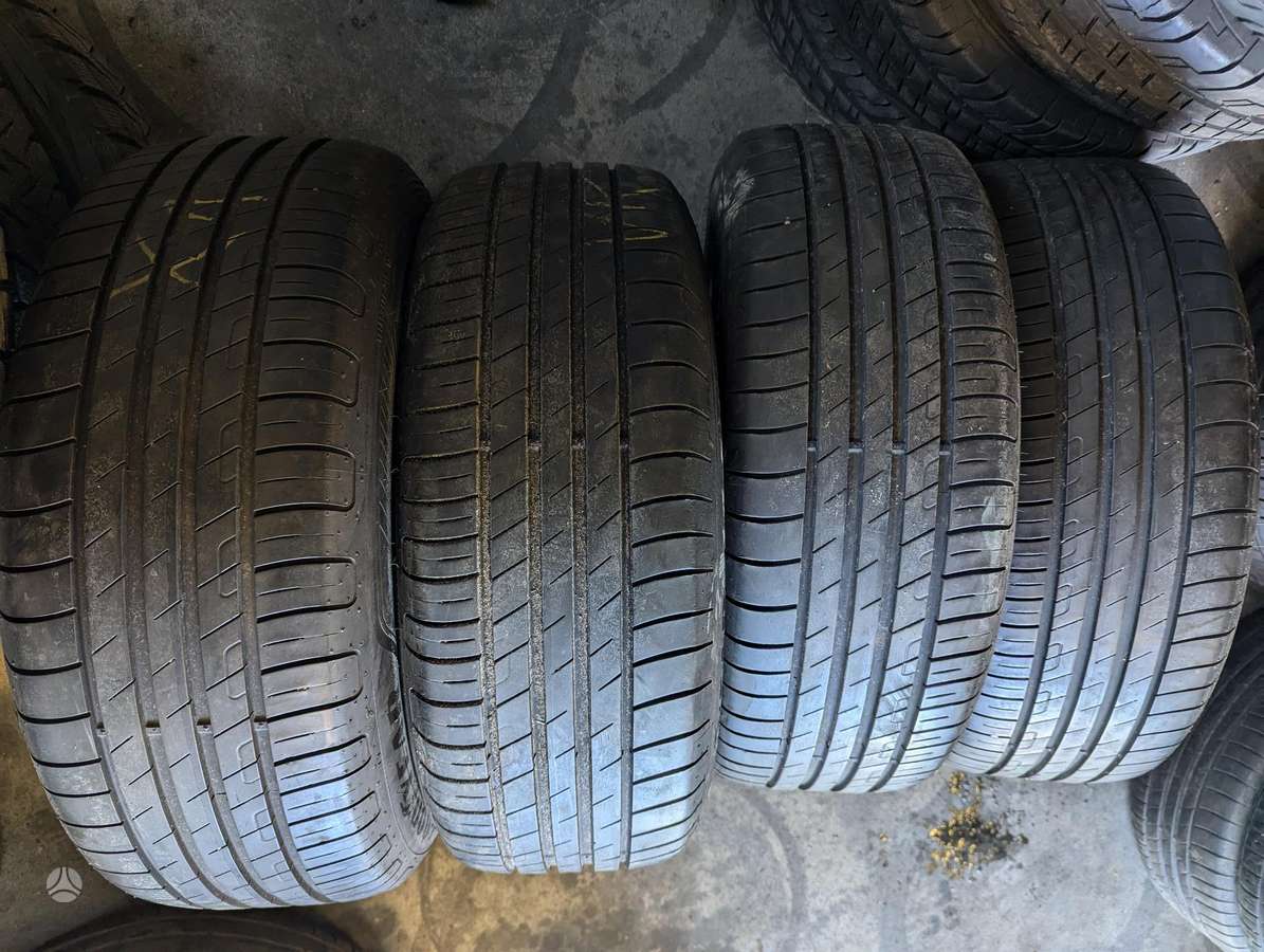 BMW X1, lengvojo lydinio, R17