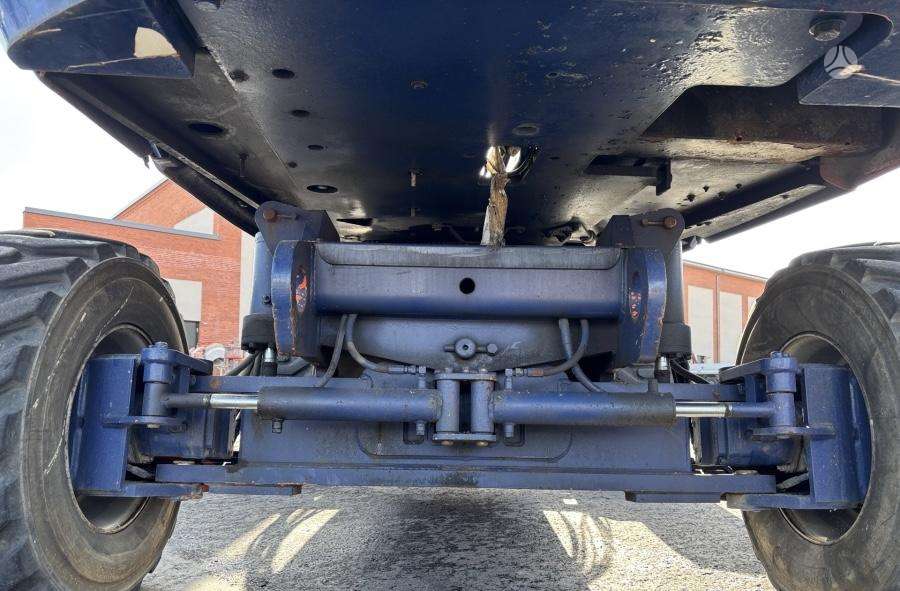 JLG 660 SJ, локтевые подъёмники