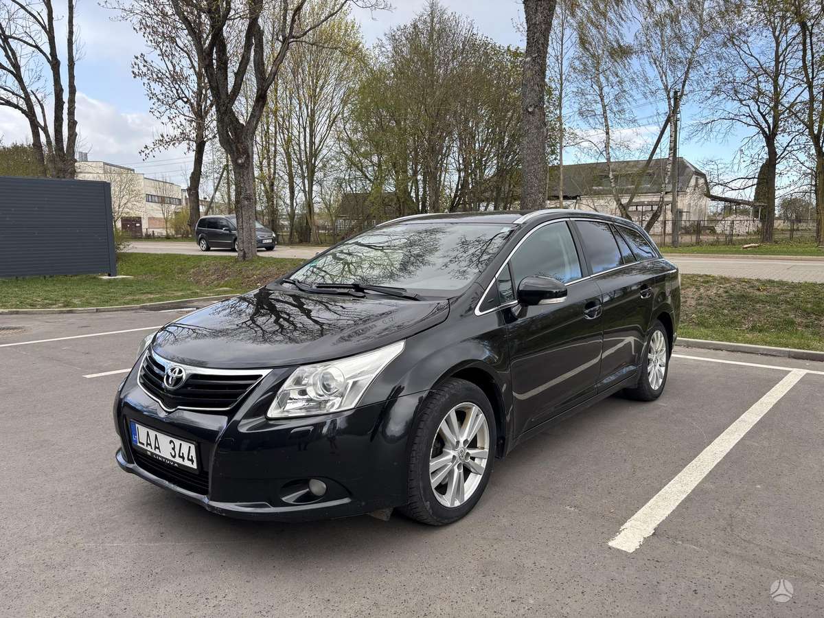 Toyota Avensis, 2.2 l., Универсал