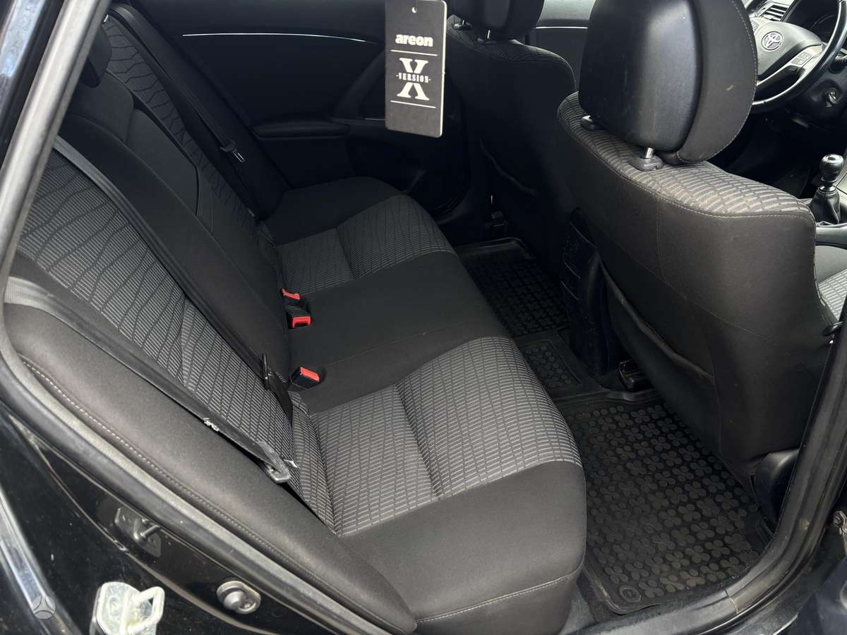 Toyota Avensis, 2.2 l., Универсал