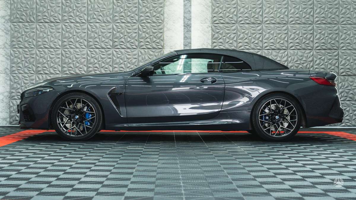 BMW M8, 4.4 l., Кабриолет