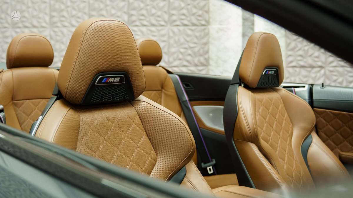 BMW M8, 4.4 l., convertible