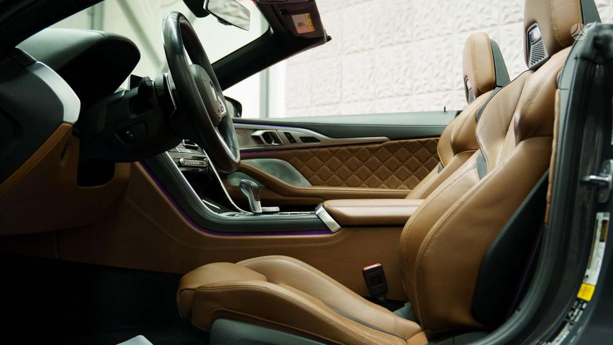 BMW M8, 4.4 l., Кабриолет