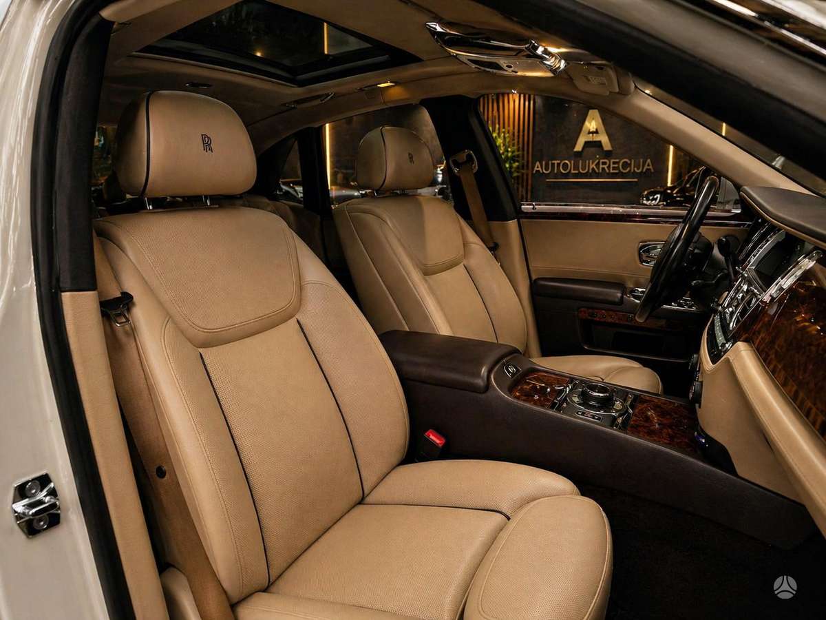 Rolls-Royce Ghost, 6.6 l., Седан