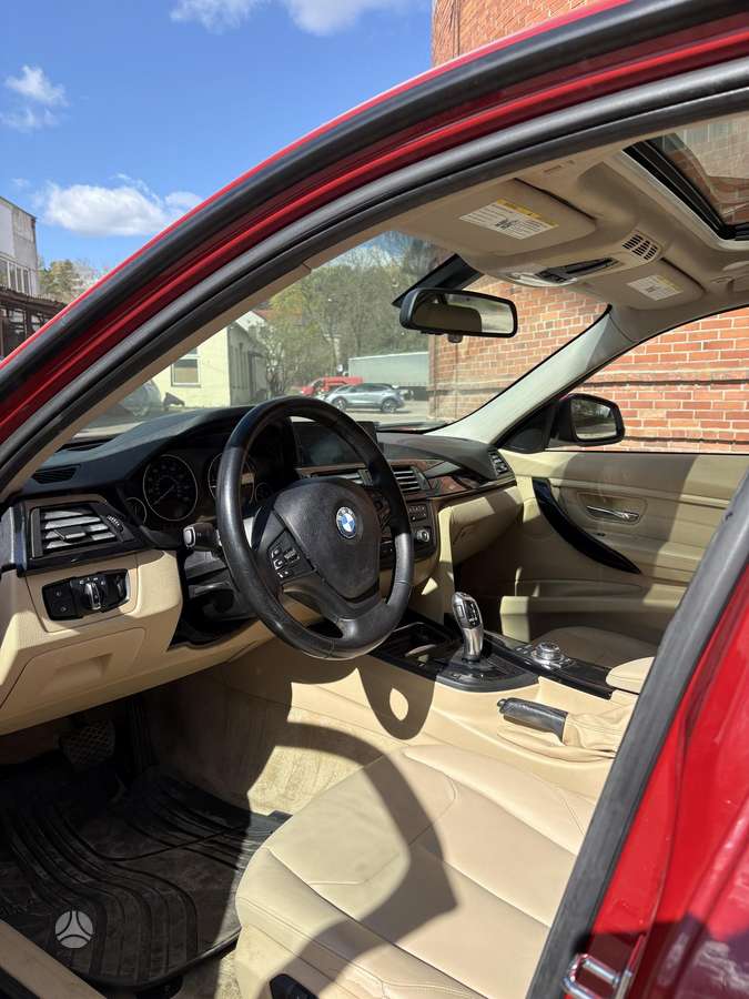 BMW 328, 2.0 l., Седан