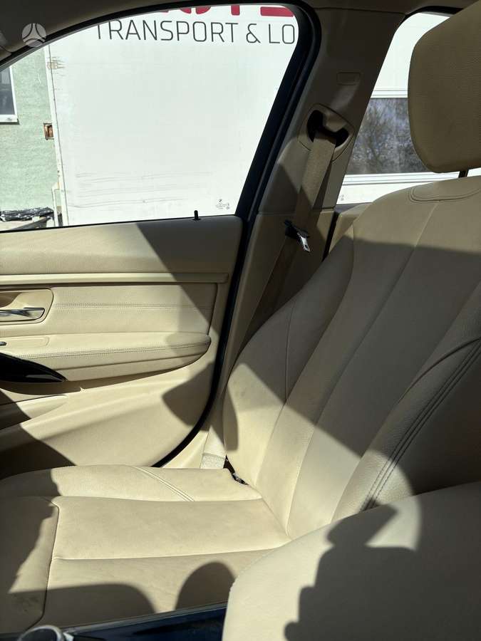 BMW 328, 2.0 l., Седан