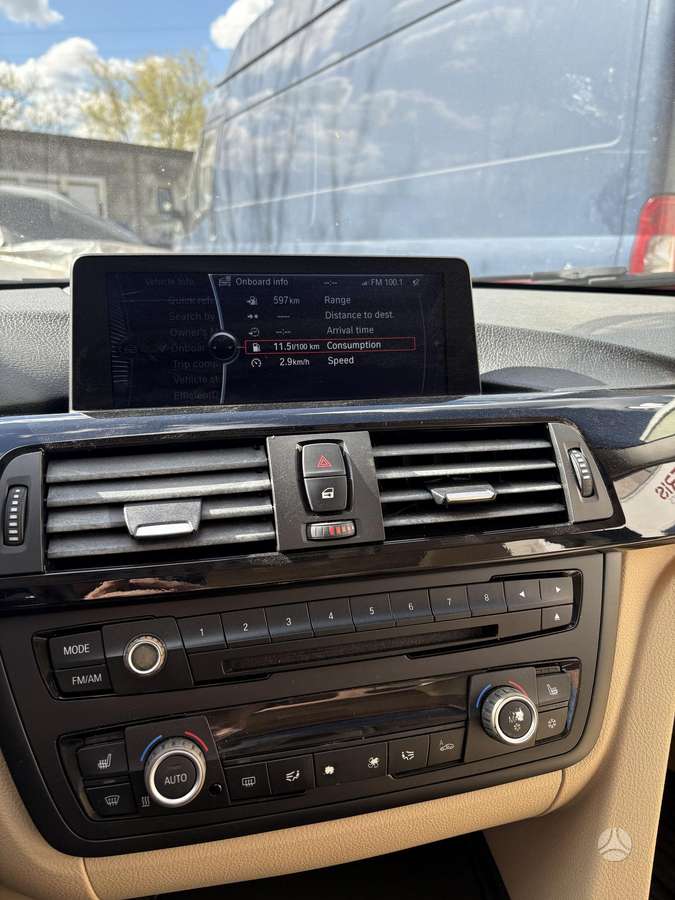 BMW 328, 2.0 l., Седан