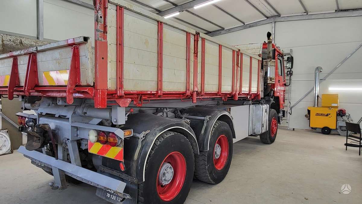 Volvo FL10 6X6, самосвалы