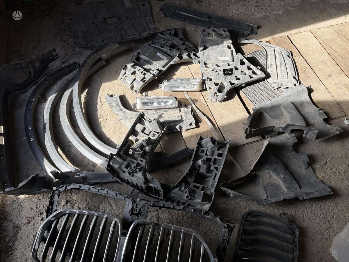 BMW X5 mirrors, lights