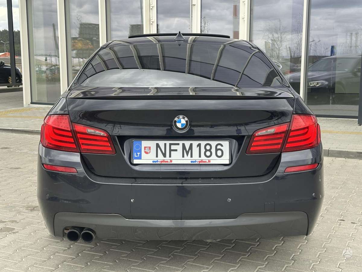 BMW 530, 3.0 l., Седан