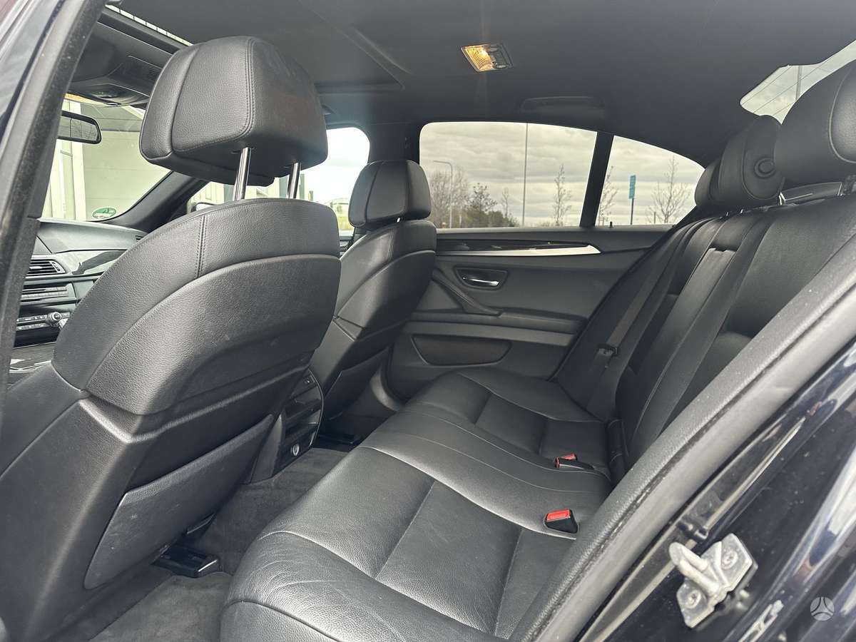 BMW 530, 3.0 l., Седан