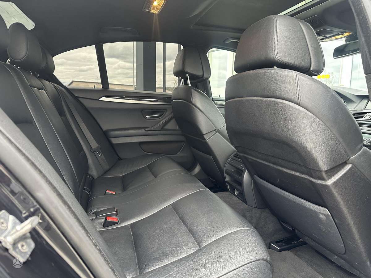 BMW 530, 3.0 l., Седан