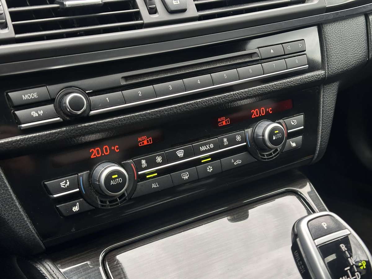 BMW 530, 3.0 l., Седан