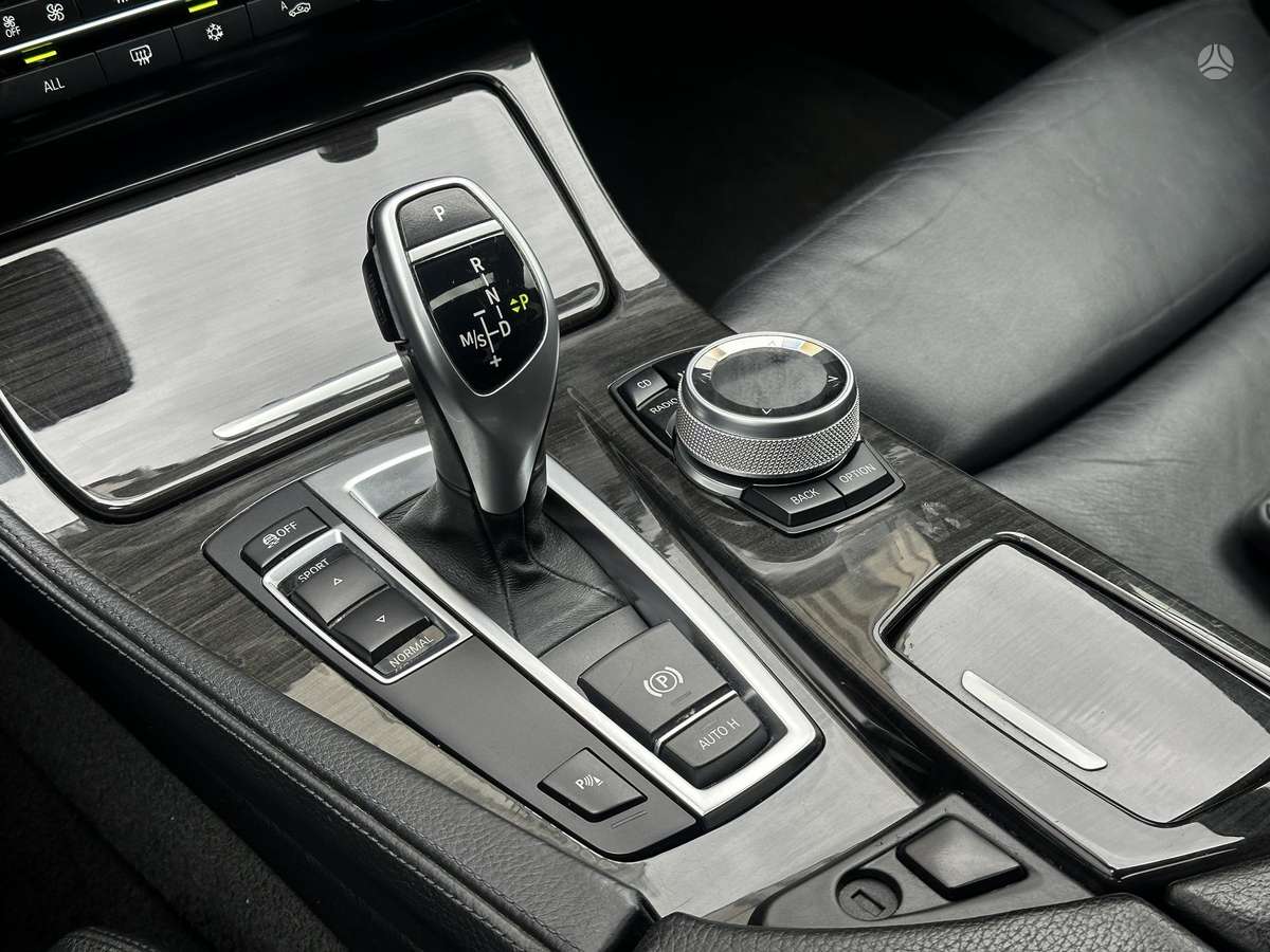 BMW 530, 3.0 l., Седан
