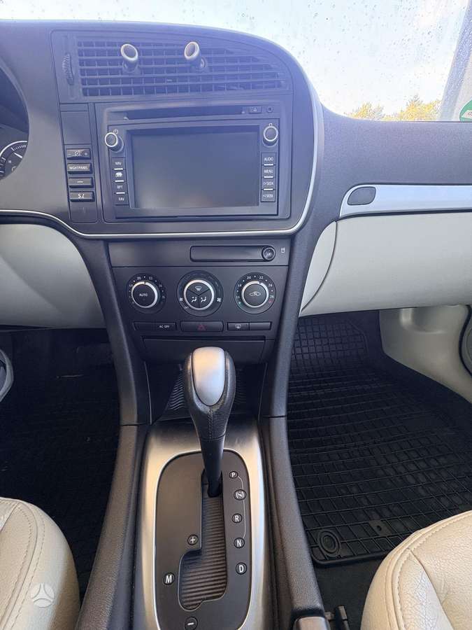 Saab 9-3 - 12