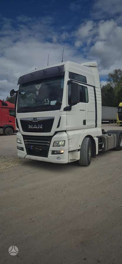 MAN TGX 18.500, double sleeper