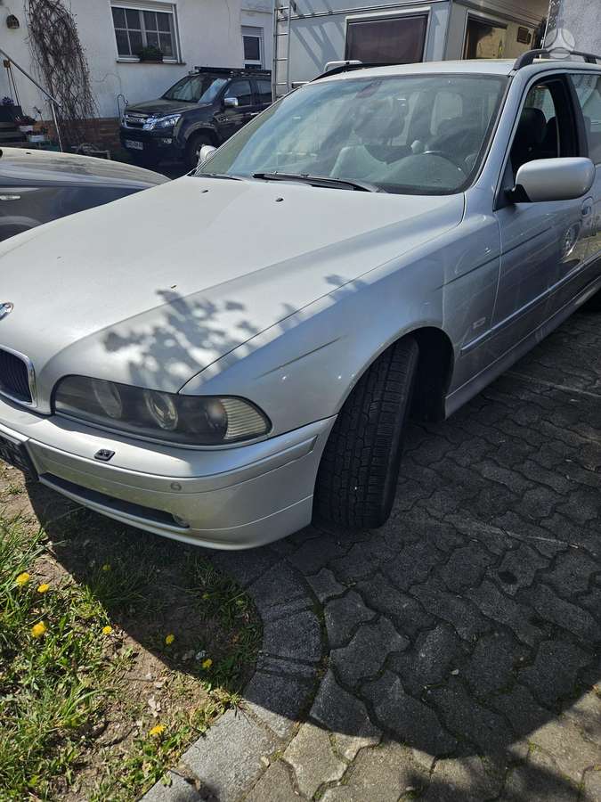 BMW 525, 2.5 l., Универсал