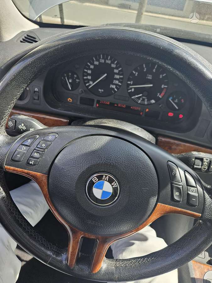 BMW 525, 2.5 l., Универсал