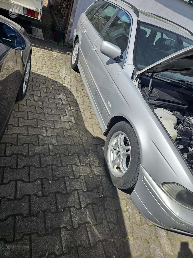 BMW 525, 2.5 l., Универсал