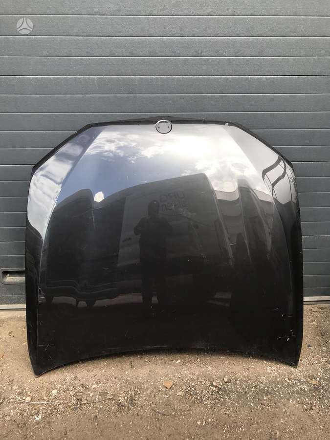 BMW 5 serija G30 dangtis
