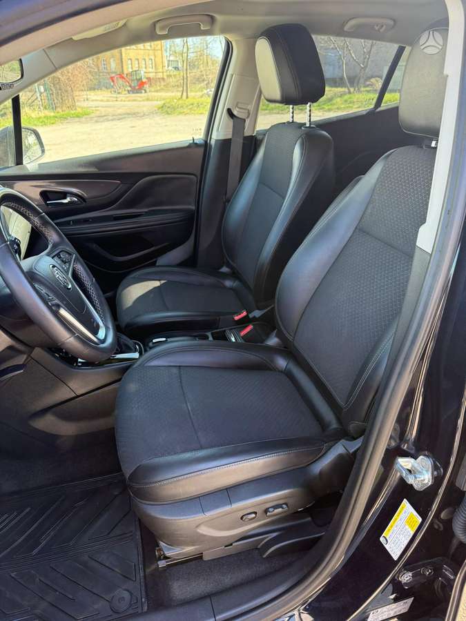 Buick Encore, 1.4 l., off-road / crossover