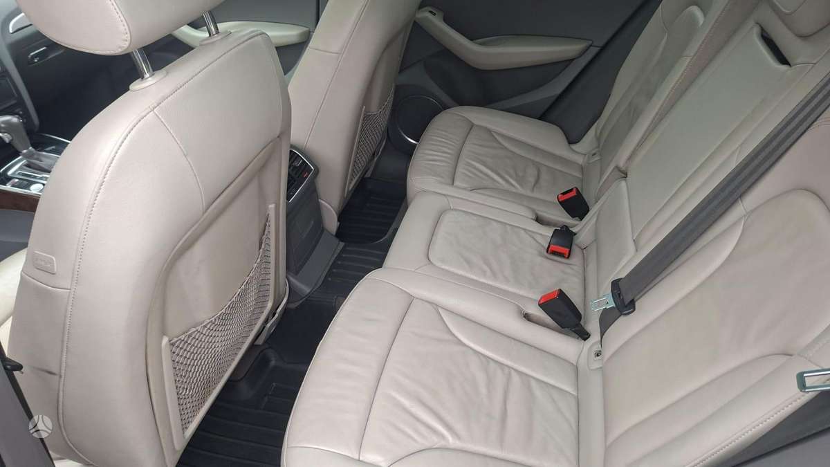 Audi Q5, 3.2 l., Внедорожник / Кроссовер