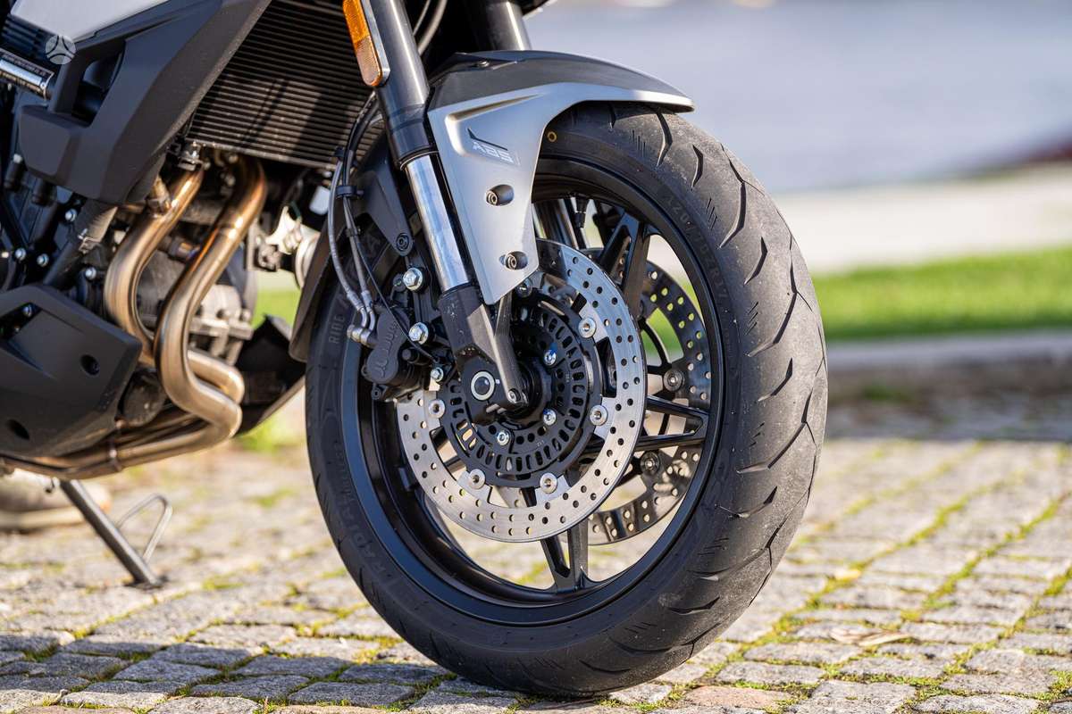 CFMOTO 700MT 693cc, touring / sport touring
