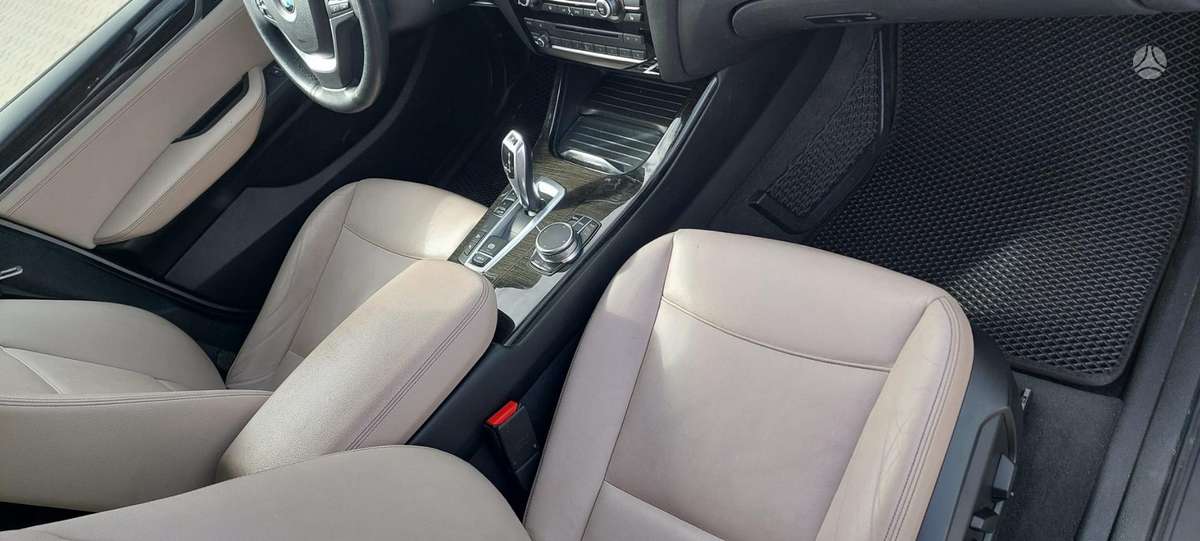 BMW X3, 2.0 l., off-road / crossover