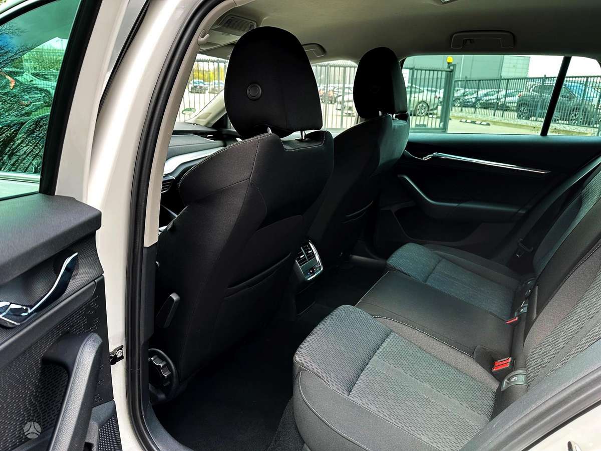 Skoda Octavia, 1.0 l., universalas