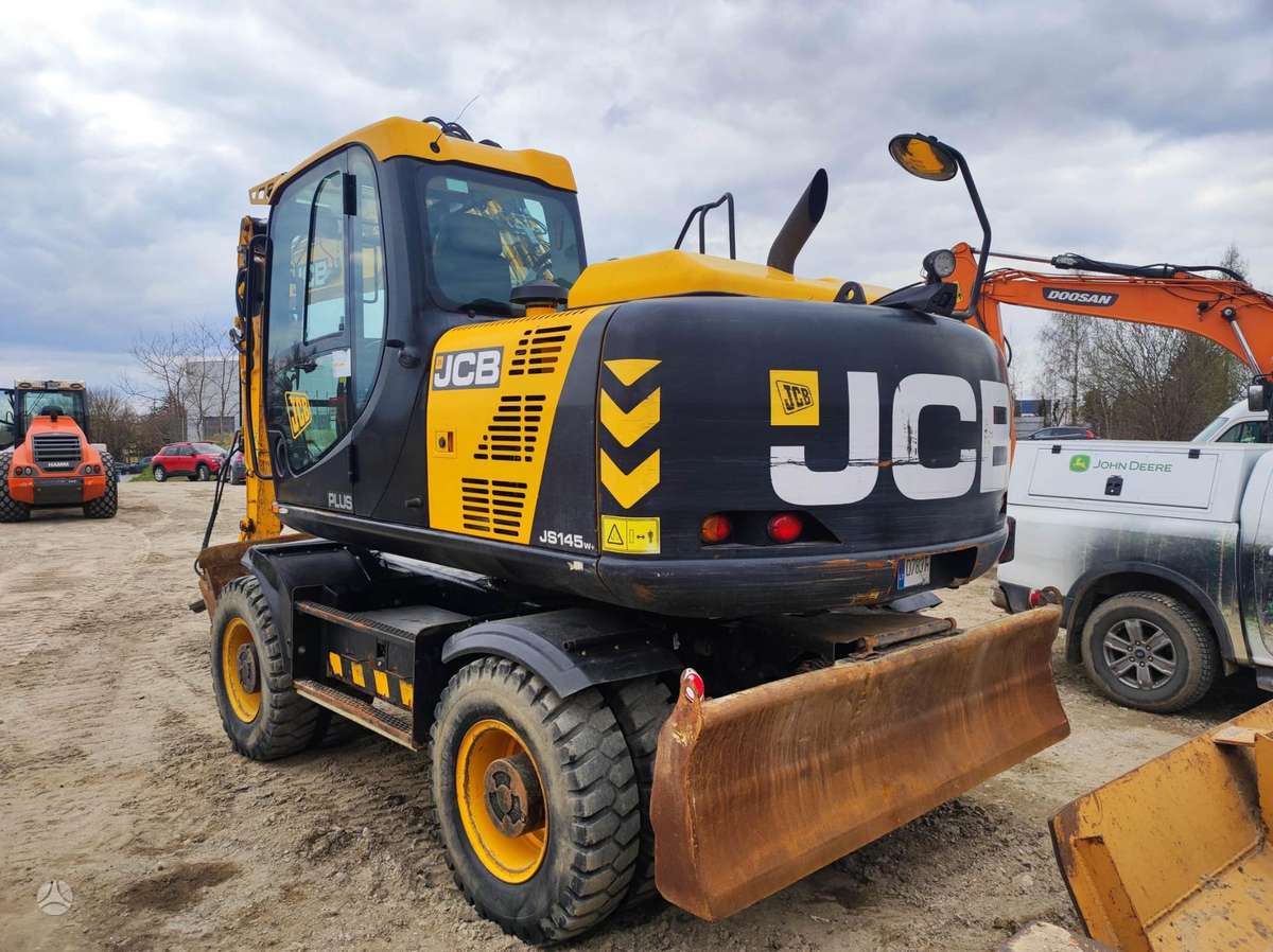 JCB JS 145 W, excavator