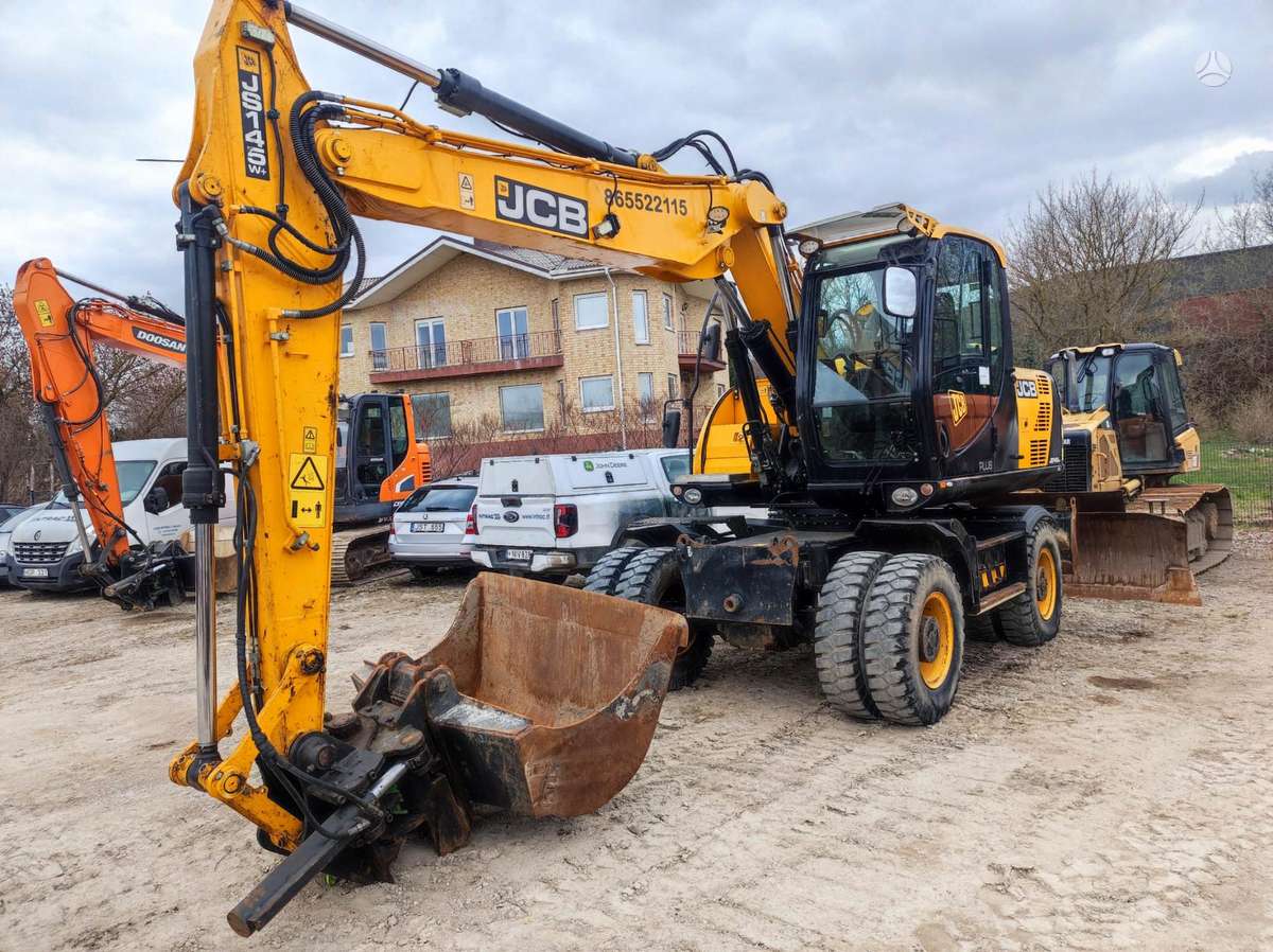 JCB JS 145 W, excavator