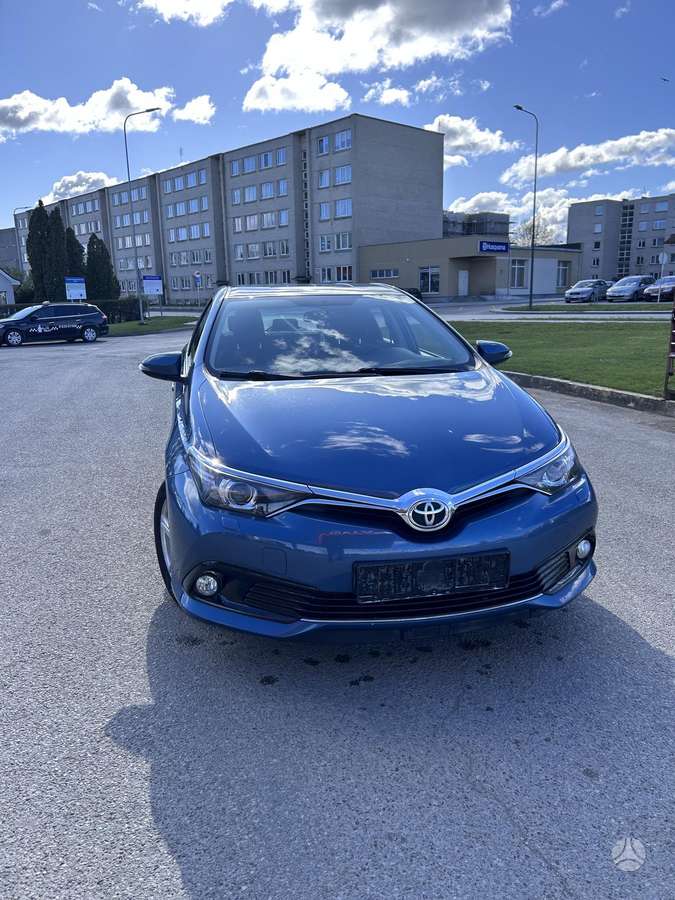 Toyota Auris, 1.6 l., hatchback