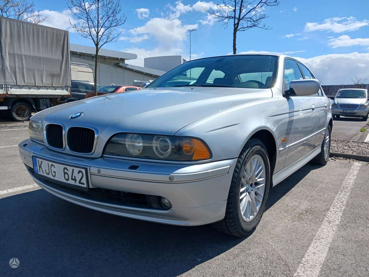 BMW 525, 2.5 l., Седан