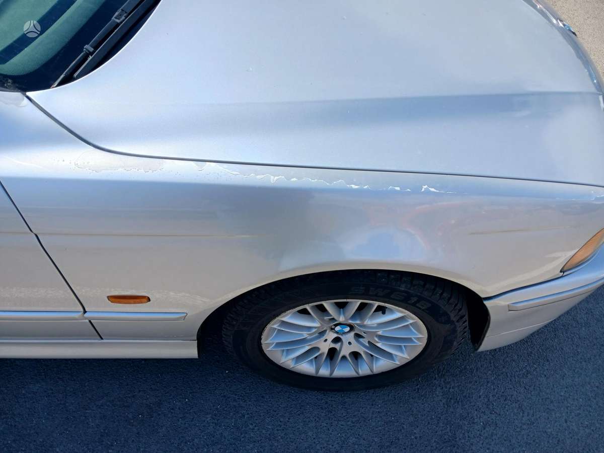 BMW 525, 2.5 l., Седан