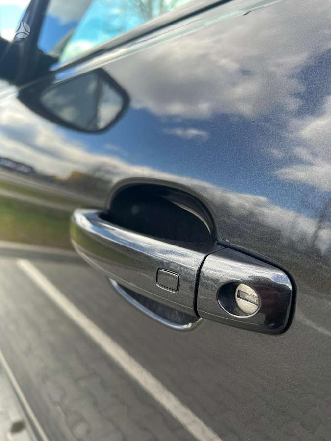 Audi Q5, 3.0 l., off-road / crossover
