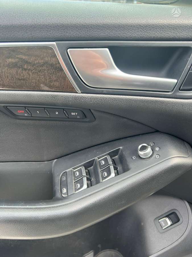 Audi Q5, 3.0 l., off-road / crossover