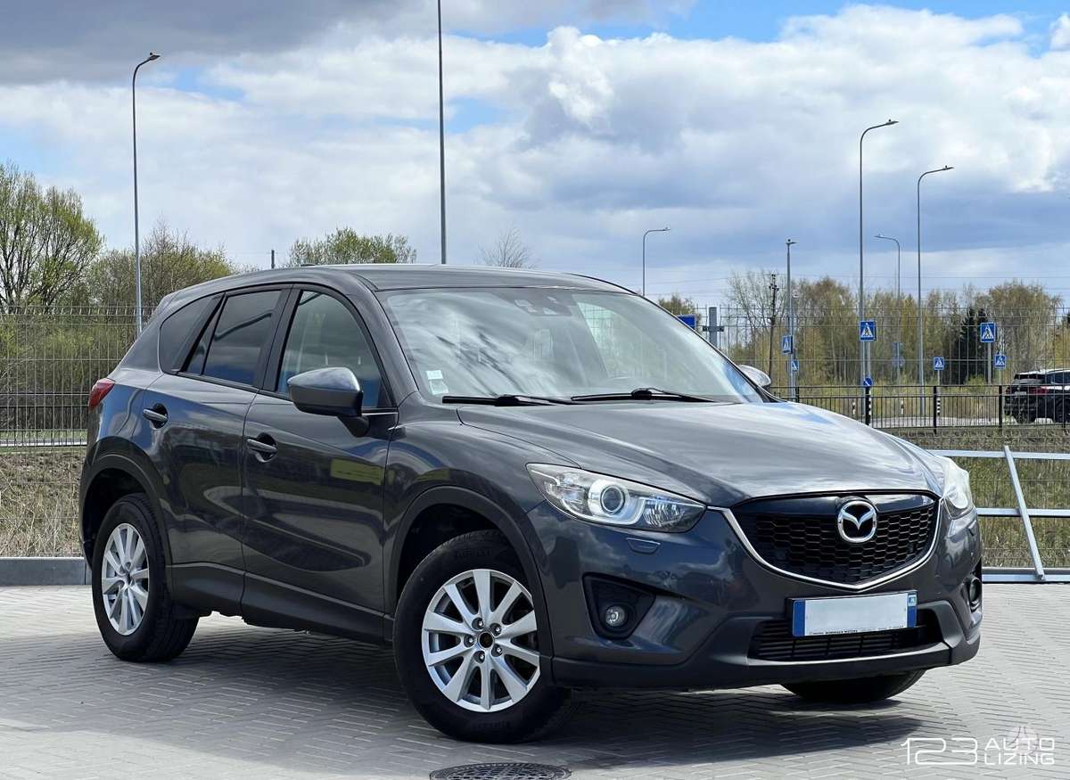 Mazda CX-5, 2.2 l., off-road / crossover