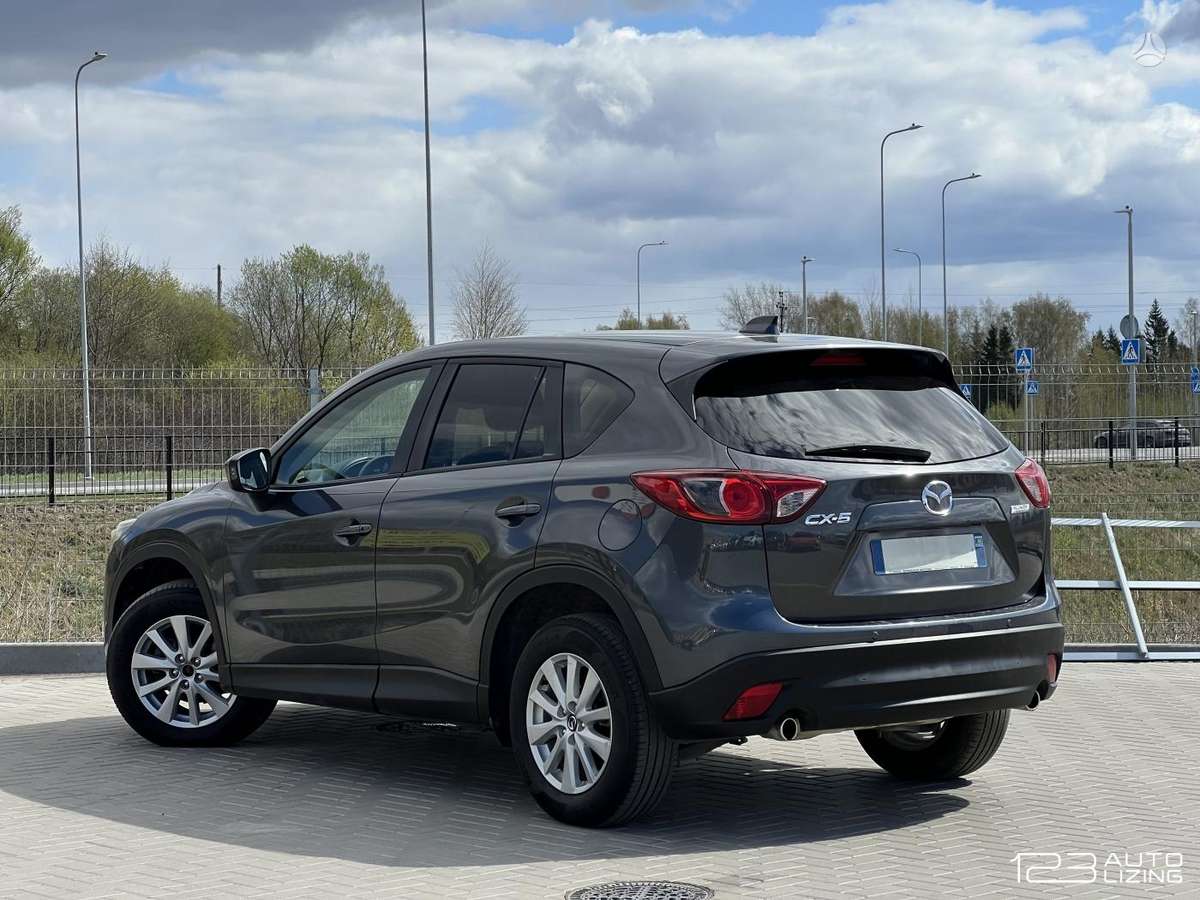 Mazda CX-5, 2.2 l., off-road / crossover