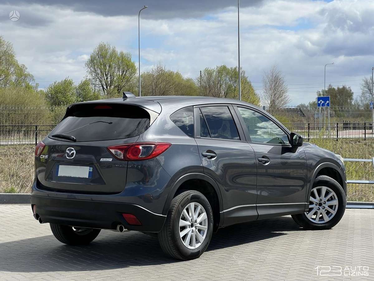 Mazda CX-5, 2.2 l., off-road / crossover