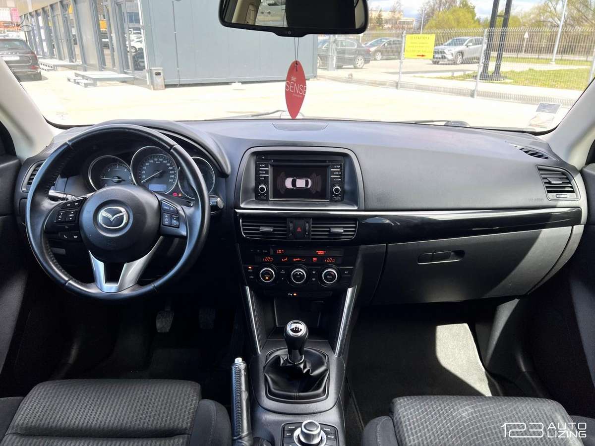 Mazda CX-5, 2.2 l., off-road / crossover