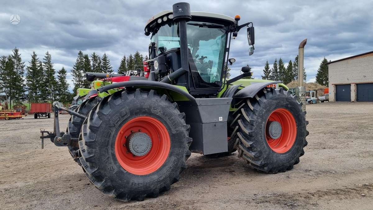 Claas XERION 3800 VC TRAC, traktoriai
