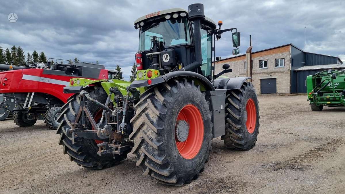 Claas XERION 3800 VC TRAC, traktoriai