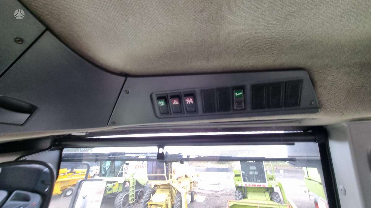 Claas XERION 3800 VC TRAC, traktoriai