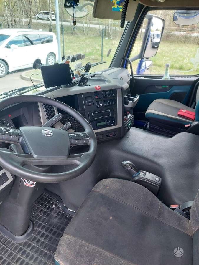 Volvo FM, автовозы
