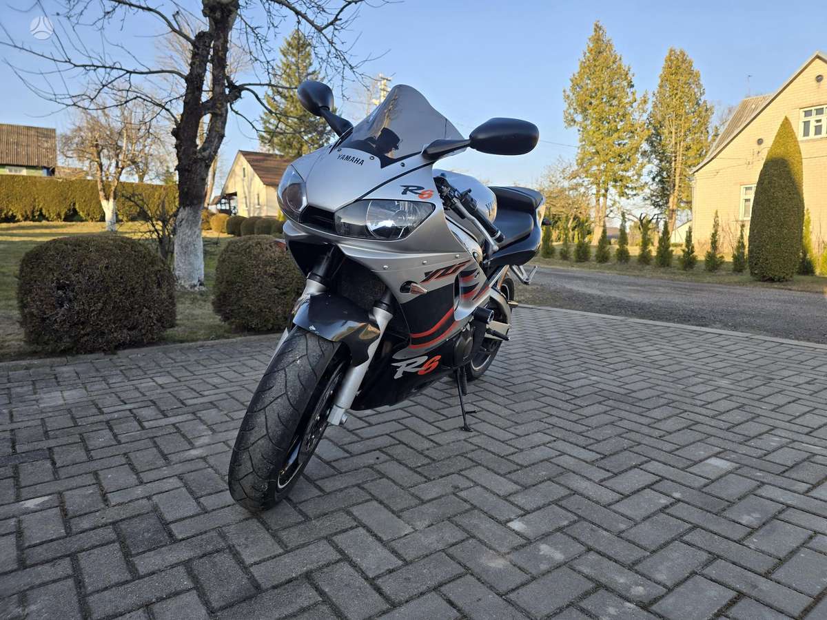 Yamaha R6 600cc, superbikes