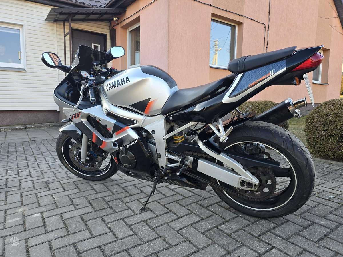 Yamaha R6 600cc, superbikes